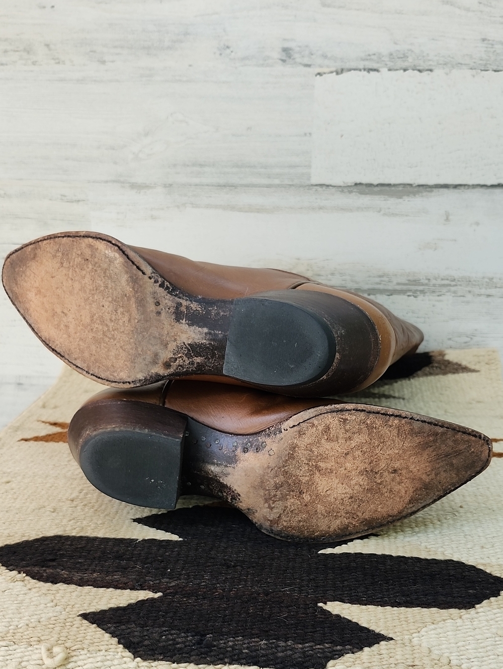 TONY LAMA LEATHER WESTERN BOOTS - Picture 8 of 12